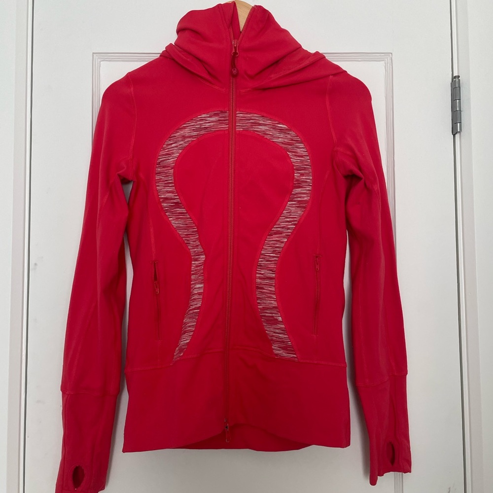 Lululemon lightly worn running sweater - size 4